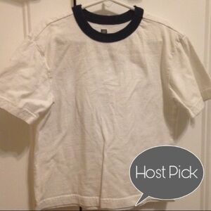 Boys Gap tshirt xs